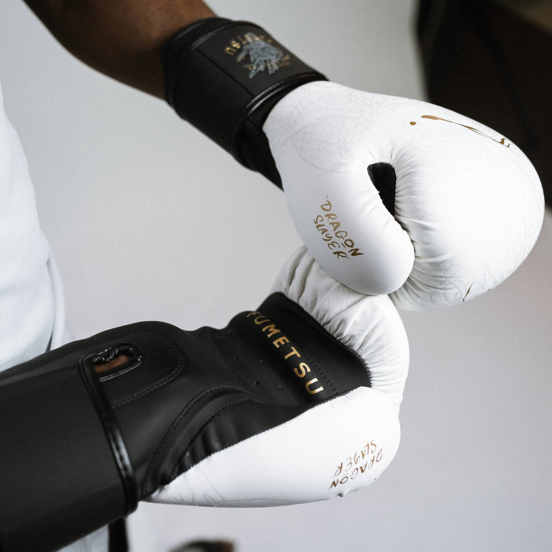 Fumetsu Dragon Slayer Boxing Gloves White/Black/Gold