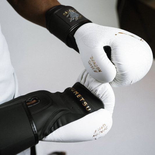 Fumetsu Dragon Slayer Boxing Gloves White/Black/Gold